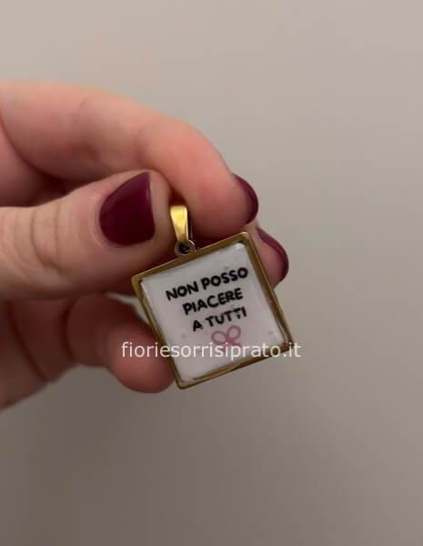 CHARM NON POSSO PIACERE A TUTTI